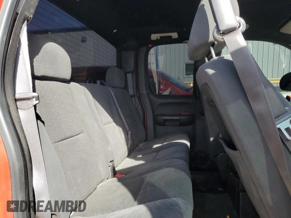 2007 Chevrolet Silverado 1500 LT w/1LT with VIN 2GCEC19C071643236, listed as a Copart auction lot 49526005 with 193,730 mi miles and Clean Title. Bid and sale history available at carsss.com. Image 10.