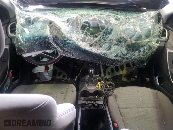 2016 Hyundai Santa Fe z VIN 5XYZT3LB8GG337601, wystawiony jako Copart lot #56130385 z przebiegiem Nie podano mil oraz Szkoda całkowita • Salvage title. Historia ofert i sprzedaży dostępna na DreamBid. Obrazek 8.