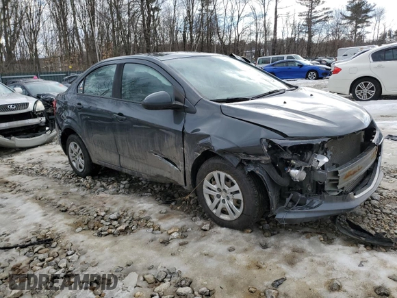 2019 Chevrolet Sonic LS z VIN 1G1JB5SB9K4135606, wystawiony jako Copart lot #38808073 z przebiegiem 77 218 mil mil oraz . Historia ofert i sprzedaży dostępna na DreamBid. Obrazek 4.