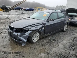 2007 BMW 3 Series 328xi z VIN WBAVC73567KP32609, wystawiony jako Copart lot #84893854 z przebiegiem Nie podano mil oraz Szkoda całkowita • Salvage title. Historia ofert i sprzedaży dostępna na DreamBid. Obrazek 1.