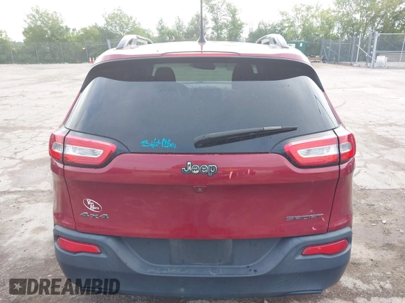 2016 Jeep Cherokee Sport z VIN 1C4PJMAB6GW210810, wystawiony jako IAAI lot #42681813 z przebiegiem 99 792 mil mil oraz . Historia ofert i sprzedaży dostępna na DreamBid. Obrazek 16.