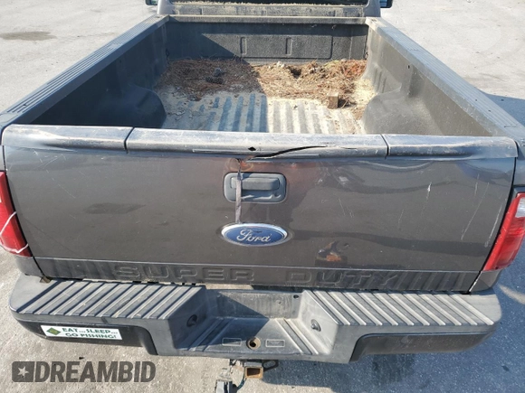 2008 Ford F-350 with VIN 1FTWF30598EA54627, listed as a Copart auction lot 54067735 with 206,582 mi miles and Salvage title. Bid and sale history available at DreamBid. Image 10.