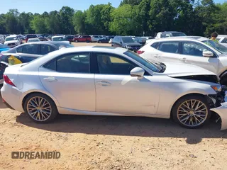 2016 Lexus IS 300/350 z VIN JTHCM1D29G5005468, wystawiony jako IAAI lot #42307494 z przebiegiem 83 932 mil mil oraz . Historia ofert i sprzedaży dostępna na DreamBid. Obrazek 12.