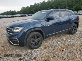 2020 Volkswagen Atlas SE with VIN 1V26E2CA2LC231768, listed as a Copart auction lot 57769365 with 68,185 mi miles and Salvage title. Bid and sale history available at DreamBid. Image 1.