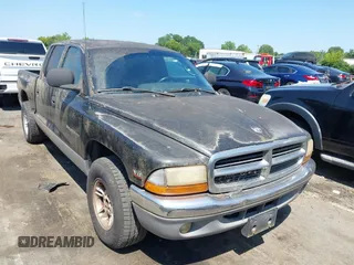 2000 Dodge Dakota Sport with VIN 1B7GL2AZ1YS730255, listed as a IAAI auction lot 42826219 with 190,037 mi miles and . Bid and sale history available at DreamBid. Image 1.