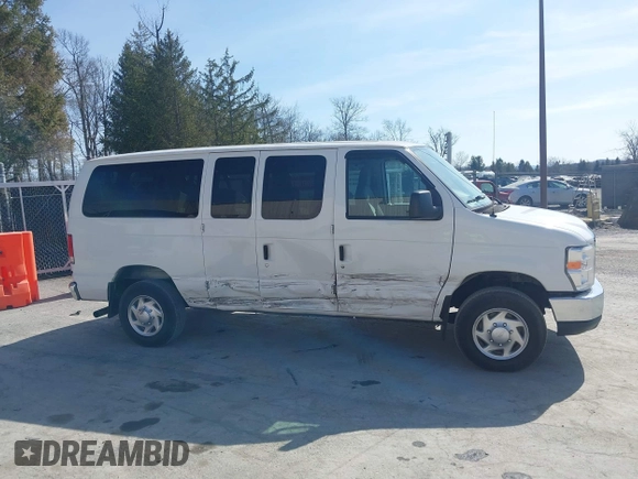 2014 Ford Econoline Passenger XL with VIN 1FBNE3BL2EDA77876, listed as a IAAI auction lot 41814216 with 127,691 mi miles. Bid and sale history available at carsss.com. Image 13.