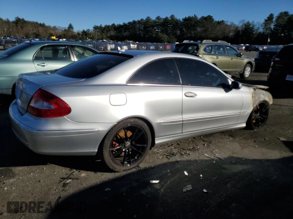 2009 Mercedes-Benz CLK-Class 3.5L with VIN WDBTJ56H39F264746, listed as a Copart auction lot 48535935 with 0 mi miles and Salvage Title. Bid and sale history available at carsss.com. Image 3.