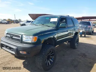 2000 Toyota 4Runner SR5 with VIN JT3GN86R3Y0168624, listed as a IAAI auction lot 41544952 with 162,775 mi miles. Bid and sale history available at carsss.com. Image 2.