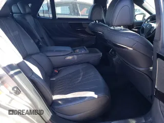 2018 Lexus LS with VIN JTHBYLFF1J5000266, listed as a Copart auction lot 77130624 with 36,312 mi miles and Salvage title. Bid and sale history available at DreamBid. Image 10.