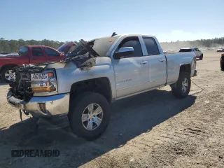 2018 Chevrolet Silverado 1500 LT with VIN 1GCRCREC8JZ180296, listed as a Copart auction lot 43631655 with Not Provided miles and Salvage Title. Bid and sale history available at DreamBid. Image 1.