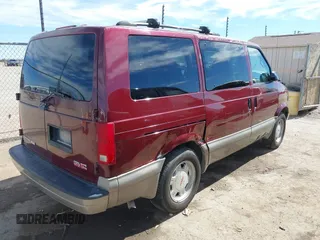 2005 GMC Safari with VIN 1GKEL19X75B505312, listed as a IAAI auction lot 41642396 with 161,623 mi miles. Bid and sale history available at carsss.com. Image 4.