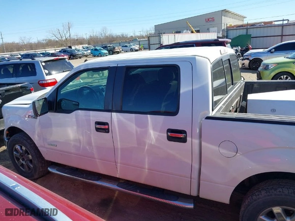 2013 Ford F-150 XL with VIN 1FTFW1ET9DKG06893, listed as a IAAI auction lot 41688643 with 300,056 mi miles. Bid and sale history available at carsss.com. Image 15.