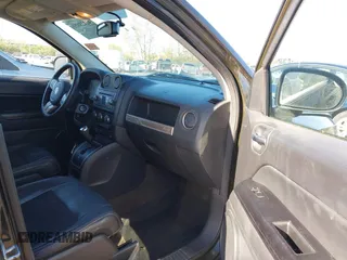 2016 Jeep Compass 75th Anniversary with VIN 1C4NJCBB4GD785189, listed as a IAAI auction lot 42139851 with 162,992 mi miles and . Bid and sale history available at DreamBid. Image 5.
