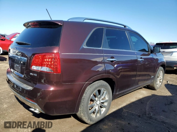 2013 Kia Sorento SX with VIN 5XYKWDA20DG318621, listed as a Copart auction lot 49389175 with 168,411 mi miles and Clean Title. Bid and sale history available at carsss.com. Image 3.