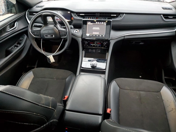 2024 Jeep Grand Cherokee Altitude X with VIN 1C4RJKAG4R8617797, listed as a Copart auction lot 46740925 with 4,524 mi miles and Salvage title. Bid and sale history available at DreamBid. Image 8.