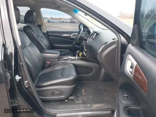 2014 Nissan Pathfinder S with VIN 5N1AR2MM5EC680563, listed as a IAAI auction lot 42020044 with 143,574 mi miles. Bid and sale history available at carsss.com. Image 5.