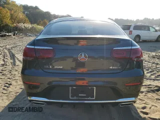 2021 Mercedes-Benz GLC with VIN W1N0J8EB8MF891527, listed as a Copart auction lot 77092154 with 31,496 mi miles and Salvage Title. Bid and sale history available at carsss.com. Image 6.