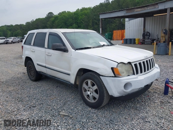 2008 Jeep Grand Cherokee Laredo with VIN 1J8GS48K88C113512, listed as a IAAI auction lot 42093765 with 251,406 mi miles. Bid and sale history available at carsss.com. Image 1.