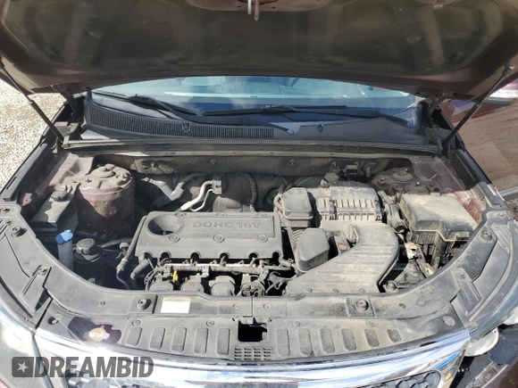 2012 Kia Sorento LX z VIN 5XYKT4A12CG253639, wystawiony jako Copart lot #47832195 z przebiegiem 269 418 mil mil oraz Szkoda całkowita • Salvage title. Historia ofert i sprzedaży dostępna na DreamBid. Obrazek 12.