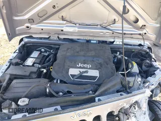 2018 Jeep Wrangler JK Unlimited Sport S with VIN 1C4BJWDG5JL926703, listed as a IAAI auction lot 41382629 with 66,567 mi miles. Bid and sale history available at carsss.com. Image 10.
