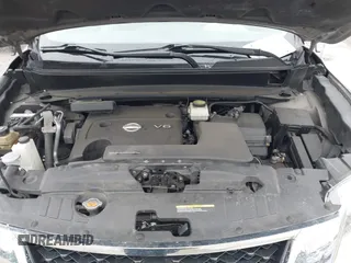2013 Nissan Pathfinder S with VIN 5N1AR2MM5DC689696, listed as a IAAI auction lot 41445945 with 121,902 mi miles. Bid and sale history available at carsss.com. Image 10.