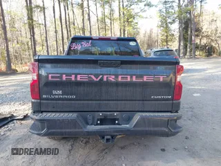 2022 Chevrolet Silverado 1500 Custom with VIN 1GCPDBEK3NZ640666, listed as a IAAI auction lot 41779220 with 31,047 mi miles. Bid and sale history available at carsss.com. Image 17.