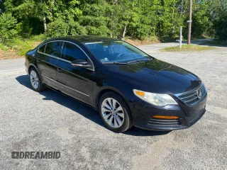 2011 Volkswagen CC Sport z VIN WVWMN7AN0BE733693, wystawiony jako Copart lot #58811405 z przebiegiem 129 963 mil mil oraz Tytuł czysty. Historia ofert i sprzedaży dostępna na DreamBid. Obrazek 1.