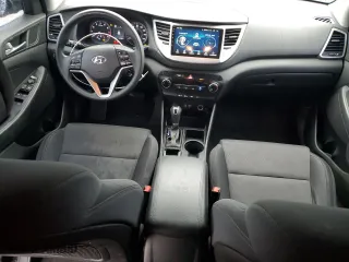 2017 Hyundai Tucson SE with VIN KM8J3CA48HU390537, listed as a Copart auction lot 86890684 with 113,125 mi miles and Salvage Title. Bid and sale history available at carsss.com. Image 8.