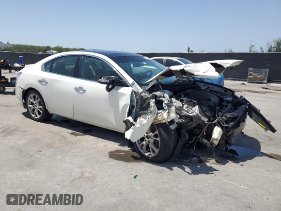 2013 Nissan Maxima SV z VIN 1N4AA5AP0DC820096, wystawiony jako Copart lot #56989385 z przebiegiem 137 982 mil mil oraz Szkoda całkowita • Salvage title. Historia ofert i sprzedaży dostępna na DreamBid. Obrazek 4.