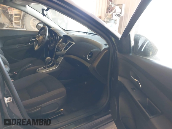 2014 Chevrolet Cruze 1LT with VIN 1G1PC5SB1E7258259, listed as a IAAI auction lot 42143073 with 101,687 mi miles and . Bid and sale history available at DreamBid. Image 5.
