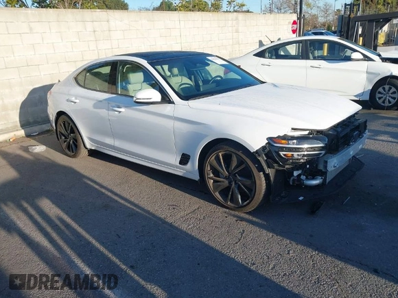 2023 Genesis G70 2.0T z VIN KMTG34TA7PU112073, wystawiony jako IAAI lot #41825012 z przebiegiem 10 526 mil mil oraz . Historia ofert i sprzedaży dostępna na DreamBid. Obrazek 1.