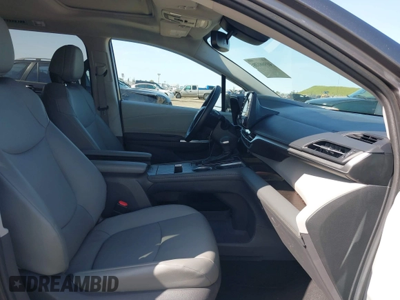 2021 Toyota Sienna XLE with VIN 5TDYSKFC4MS035573, listed as a IAAI auction lot 41988128 with 39,110 mi miles. Bid and sale history available at carsss.com. Image 5.