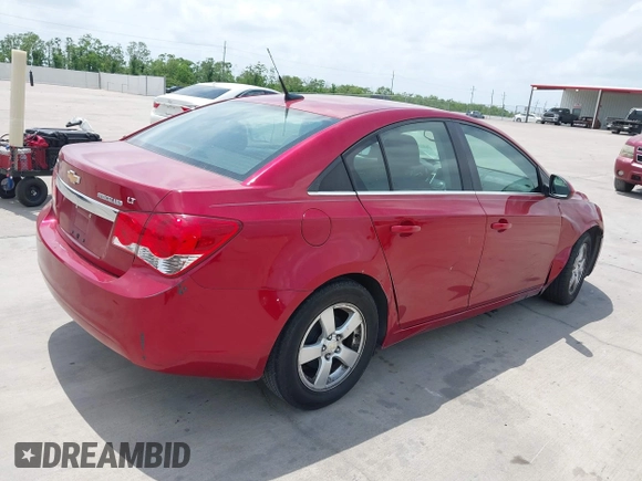 2014 Chevrolet Cruze 1LT z VIN 1G1PC5SB5E7400628, wystawiony jako IAAI lot #42071723 z przebiegiem 97 997 mil mil oraz . Historia ofert i sprzedaży dostępna na DreamBid. Obrazek 4.