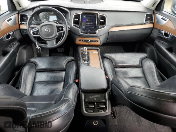2017 Volvo XC90 Inscription with VIN YV4BC0PL8H1185157, listed as a Copart auction lot 49179795 with 111,800 mi miles and Salvage Title. Bid and sale history available at carsss.com. Image 8.