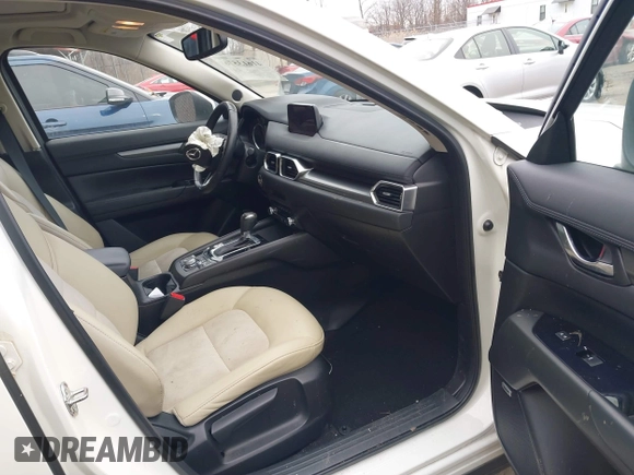 2020 Mazda CX-5 Touring with VIN JM3KFBCM5L1737640, listed as a IAAI auction lot 41613576 with 1 mi miles. Bid and sale history available at carsss.com. Image 5.