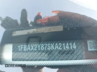 2025 Ford Transit Passenger XL с VIN 1FBAX2Y87SKA21414, выставлен на аукционе IAAI как лот 42517952 с пробегом 6 551 миль миль и . История ставок и продаж доступна на DreamBid. Изображение 9.
