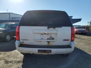 2009 GMC Yukon SLE w/3SB with VIN 1GKFK23009R210414, listed as a Copart auction lot 74472174 with 209,008 mi miles and Clean Title. Bid and sale history available at carsss.com. Image 6.