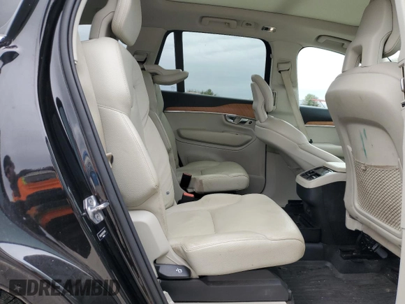 2021 Volvo XC90 Momentum with VIN YV4A221K2M1721945, listed as a Copart auction lot 85303154 with 58,539 mi miles and Salvage Title. Bid and sale history available at carsss.com. Image 11.