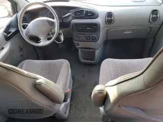1999 Plymouth Voyager z VIN 2P4FP25B8XR325213, wystawiony jako Copart lot #68037484 z przebiegiem 121 807 mil mil oraz Nie do naprawy. Historia ofert i sprzedaży dostępna na DreamBid. Obrazek 8.