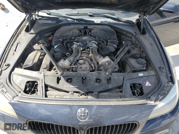 2013 BMW 5 Series 550i with VIN WBAFR9C55DD226669, listed as a Copart auction lot 50998855 with 121,655 mi miles and Clean Title. Bid and sale history available at carsss.com. Image 11.