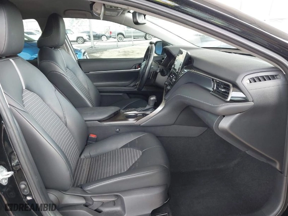 2021 Toyota Camry SE Nightshade with VIN 4T1T11AKXMU552275, listed as a IAAI auction lot 41813796 with 80,889 mi miles. Bid and sale history available at carsss.com. Image 5.