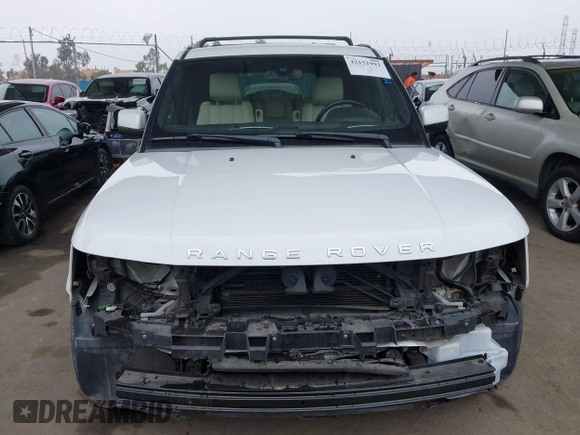2013 Land Rover Range Rover Sport SC with VIN SALSH2E40DA800038, listed as a IAAI auction lot 42152992 with 119,438 mi miles and . Bid and sale history available at DreamBid. Image 13.
