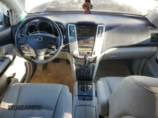 2008 Lexus RX 350 z VIN 2T2HK31U38C070735, wystawiony jako Copart lot #42583845 z przebiegiem 158 876 mil mil oraz Szkoda całkowita • Salvage title. Historia ofert i sprzedaży dostępna na DreamBid. Obrazek 8.