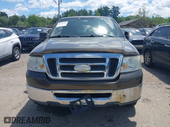 2008 Ford F-150 XLT z VIN 1FTPW14528FB75562, wystawiony jako IAAI lot #42477564 z przebiegiem 181 483 mil mil oraz . Historia ofert i sprzedaży dostępna na DreamBid. Obrazek 6.