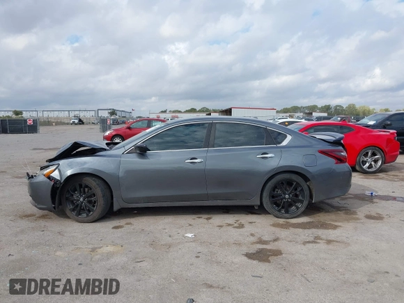 2018 Nissan Altima 2.5 S with VIN 1N4AL3AP9JC288485, listed as a IAAI auction lot 40718406 with 106,819 mi miles. Bid and sale history available at carsss.com. Image 14.