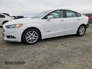 2016 Ford Fusion SE Hybrid with VIN 3FA6P0LU6GR203933, listed as a Copart auction lot 49511125 with 144,782 mi miles and Salvage Title. Bid and sale history available at carsss.com. Image 1.