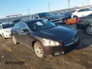 2011 Nissan Maxima 3.5 SV with VIN 1N4AA5AP9BC810048, listed as a IAAI auction lot 41807043 with 239,209 mi miles. Bid and sale history available at carsss.com. Image 1.