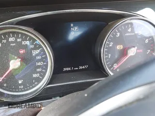 2018 Mercedes-Benz E-Class E 300 with VIN WDDZF4KB6JA377560, listed as a IAAI auction lot 41730305 with 36,477 mi miles. Bid and sale history available at carsss.com. Image 7.
