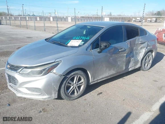 2017 Chevrolet Cruze LT with VIN 1G1BE5SM9H7252607, listed as a IAAI auction lot 41727962 with 194,795 mi miles. Bid and sale history available at carsss.com. Image 6.