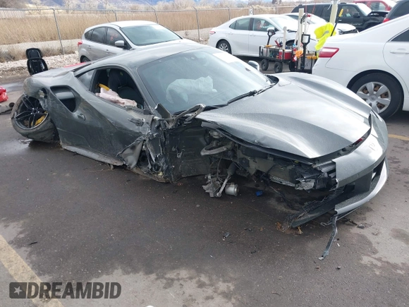 2018 Ferrari 488 z VIN ZFF79ALA9J0229410, wystawiony jako IAAI lot #41511074 z przebiegiem Nie podano mil oraz . Historia ofert i sprzedaży dostępna na DreamBid. Obrazek 1.